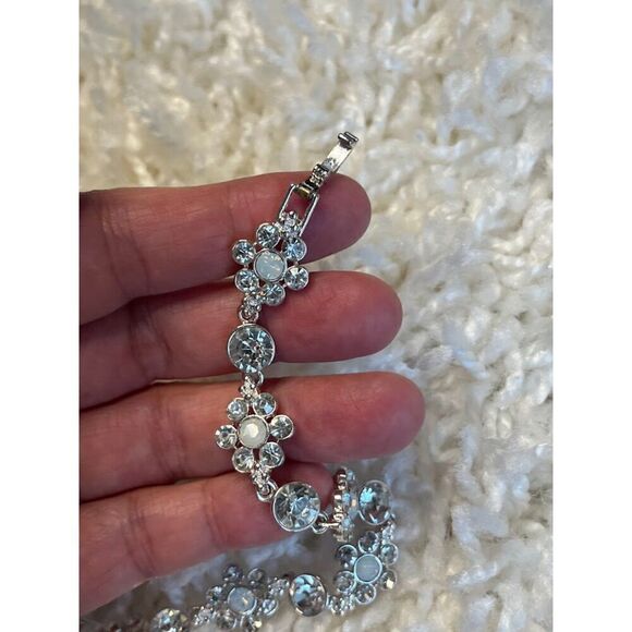 Napier Silver Art Deco Edwardian Victorian Cluster Crystal Rhinestone Bracelet - Picture 4 of 7